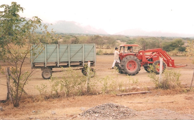 remolque agrícola tipo plataforma para ensilaje plataformas de transportes para cosechadoras remolque para transportar remolque enganchado tractor remolques transporte carros de cosecha 00 remolque agrícola tipo plataforma para ensilaje plataformas de transportes para cosechadoras remolque para transportar remolque enganchado tractor remolques transporte carros de cosecha 00 remolque agrícola tipo plataforma para ensilaje plataformas de transportes para cosechadoras remolque para transportar remolque enganchado tractor remolques transporte carros de cosecha 00